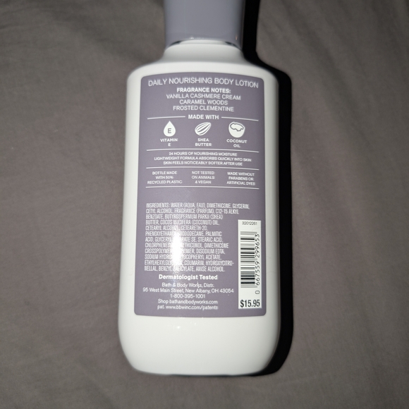 Bath & Body Works Snowflakes & Cashmere Body Lotion - Picture 2 of 2